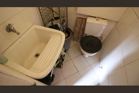 Apartamento à venda com 182m², 4 quartos e 2 vagasBanheiro da Suíte 2