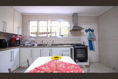 Apartamento à venda com 182m², 4 quartos e 2 vagasCozinha