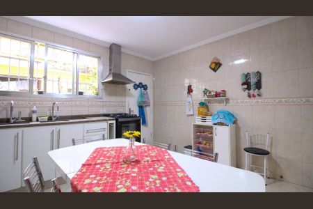 Apartamento à venda com 182m², 4 quartos e 2 vagasCozinha