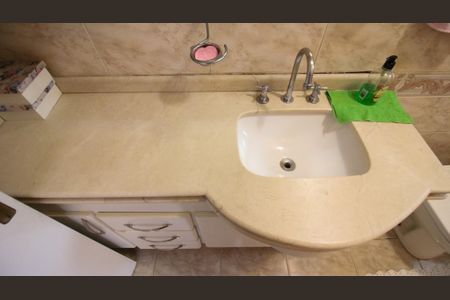 Apartamento à venda com 182m², 4 quartos e 2 vagasBanheiro da Suíte 1