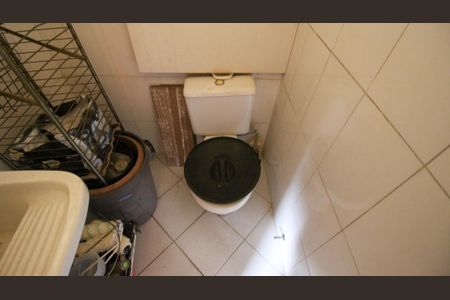 Apartamento à venda com 182m², 4 quartos e 2 vagasBanheiro da Suíte 2