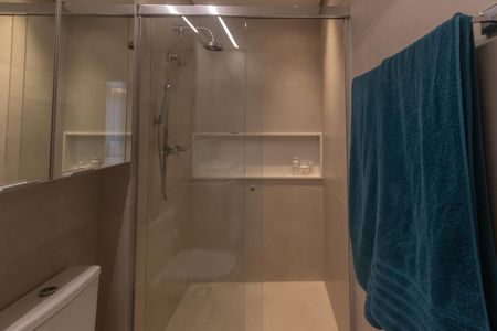 Apartamento à venda com 68m², 1 quarto e 2 vagasBanheiro da Suíte