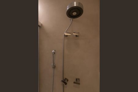 Apartamento à venda com 68m², 1 quarto e 2 vagasBanheiro da Suíte