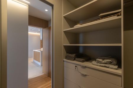 Apartamento à venda com 68m², 1 quarto e 2 vagasQuarto Suíte