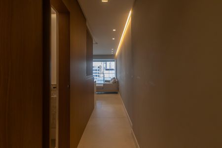 Apartamento à venda com 68m², 1 quarto e 2 vagasCorredor