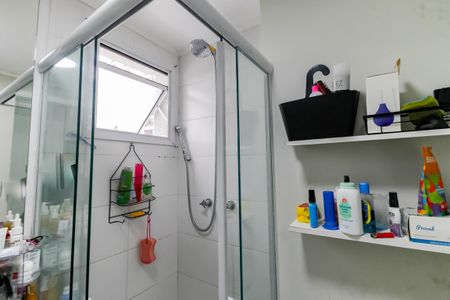 Apartamento à venda com 70m², 3 quartos e 1 vaga Apartamento à venda com 70m², 3 quartos e 1 vagaBanheiro da Suíte - chuveiro