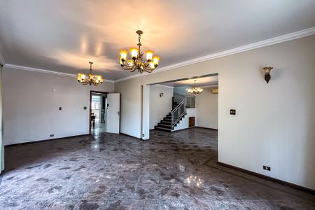 Casa à venda com 565m², 3 quartos e 6 vagasSala de Jantar