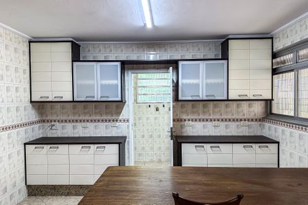 Casa à venda com 565m², 3 quartos e 6 vagasCozinha