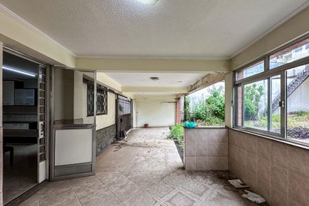 Casa à venda com 565m², 3 quartos e 6 vagasÁrea externa