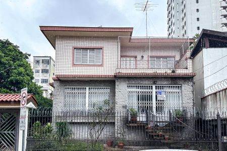 Casa à venda com 565m², 3 quartos e 6 vagasFachada