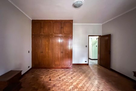 Casa à venda com 565m², 3 quartos e 6 vagasQuarto 3