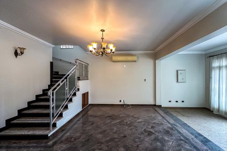 Casa à venda com 565m², 3 quartos e 6 vagasSala 