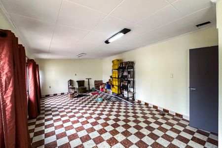 Casa à venda com 565m², 3 quartos e 6 vagasSalão de Festas