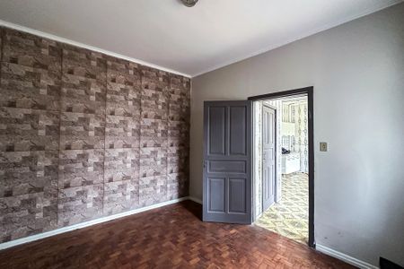 Casa à venda com 565m², 3 quartos e 6 vagasQuarto de Serviço