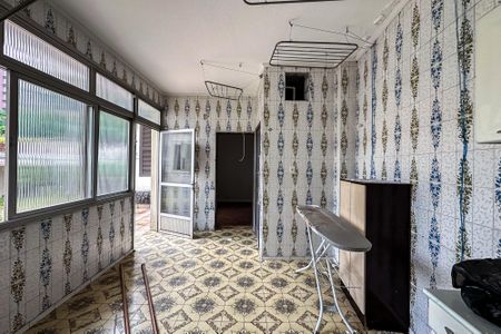 Casa à venda com 565m², 3 quartos e 6 vagasLavanderia