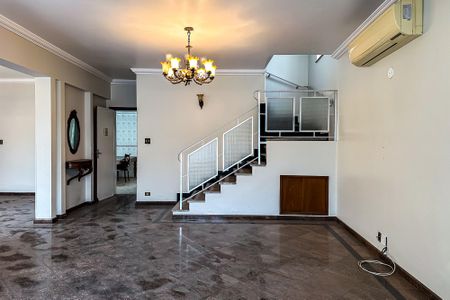 Casa à venda com 565m², 3 quartos e 6 vagasSala 