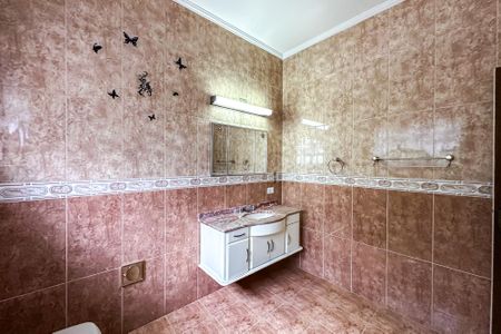 Casa à venda com 565m², 3 quartos e 6 vagasBanheiro 1