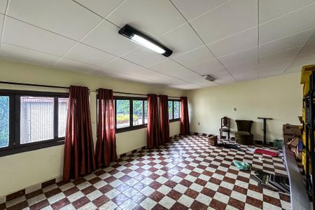 Casa à venda com 565m², 3 quartos e 6 vagasSalão de Festas