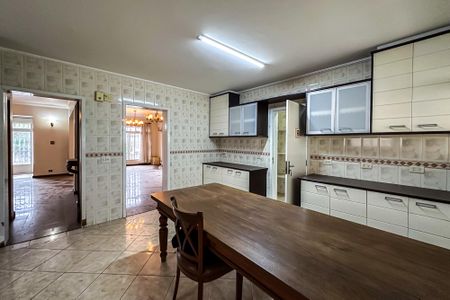 Casa à venda com 565m², 3 quartos e 6 vagasCozinha