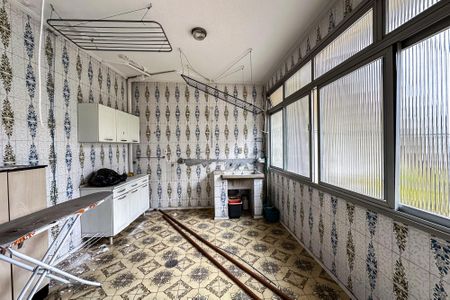 Casa à venda com 565m², 3 quartos e 6 vagasLavanderia