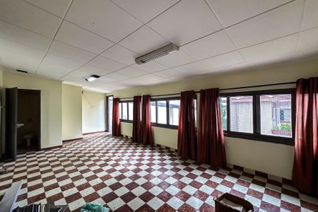 Casa à venda com 565m², 3 quartos e 6 vagasSalão de Festas