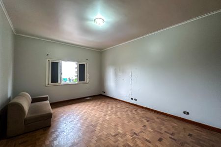 Casa à venda com 565m², 3 quartos e 6 vagasQuarto 2