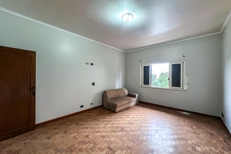 Casa à venda com 565m², 3 quartos e 6 vagasQuarto 2