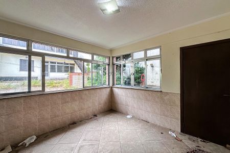 Casa à venda com 565m², 3 quartos e 6 vagasÁrea externa