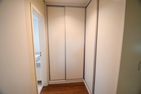 Casa de condomínio para alugar com 420m², 4 quartos e 4 vagasQuarto 1 - Suíte