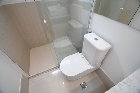 Casa de condomínio para alugar com 420m², 4 quartos e 4 vagasBanheiro Suíte