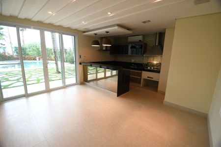 Casa de condomínio para alugar com 420m², 4 quartos e 4 vagasVaranda gourmet