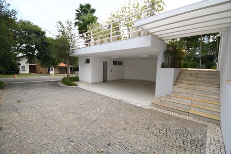 Casa de condomínio para alugar com 420m², 4 quartos e 4 vagasGaragem
