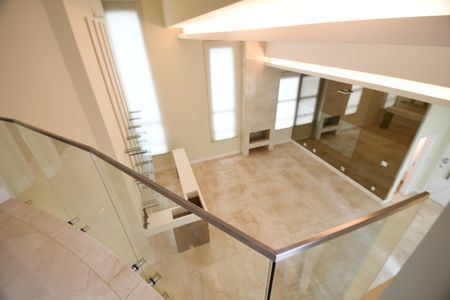 Casa de condomínio para alugar com 420m², 4 quartos e 4 vagasMezanino