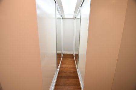 Casa de condomínio para alugar com 420m², 4 quartos e 4 vagasQuarto 3 - Suíte