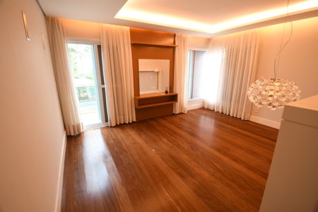 Casa de condomínio para alugar com 420m², 4 quartos e 4 vagasQuarto 3 - Suíte