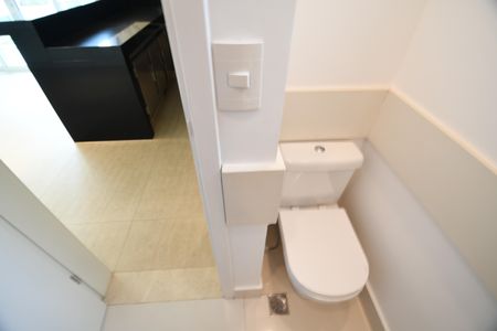 Casa de condomínio para alugar com 420m², 4 quartos e 4 vagasLavabo