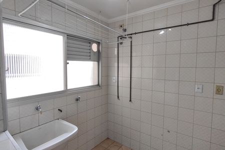 Apartamento para alugar com 93m², 3 quartos e 1 vagaÁrea de Serviço