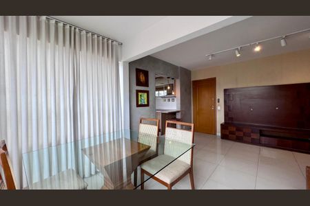 Apartamento à venda com 80m², 3 quartos e 2 vagassala 