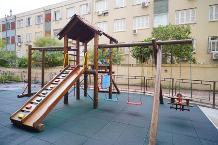 Apartamento à venda com 37m², 2 quartos e 1 vaga Apartamento à venda com 37m², 2 quartos e 1 vagaÁrea comum - Playground