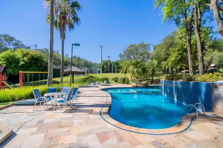 Casa de condomínio à venda com 600m², 4 quartos e 4 vagas Casa de condomínio à venda com 600m², 4 quartos e 4 vagasÁrea externa