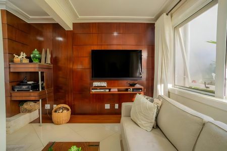 Casa de condomínio à venda com 600m², 4 quartos e 4 vagas Casa de condomínio à venda com 600m², 4 quartos e 4 vagasSala