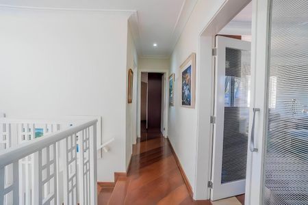 Casa de condomínio à venda com 600m², 4 quartos e 4 vagas Casa de condomínio à venda com 600m², 4 quartos e 4 vagasSala