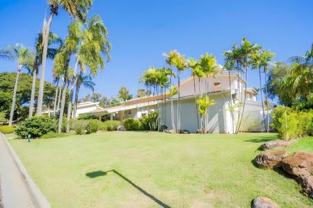 Casa de condomínio à venda com 600m², 4 quartos e 4 vagas Casa de condomínio à venda com 600m², 4 quartos e 4 vagasÁrea externa