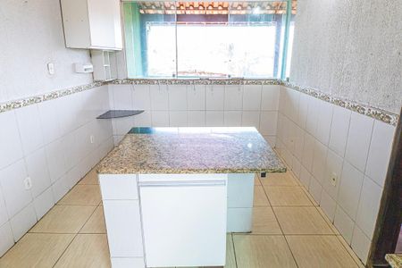 Casa à venda com 250m², 3 quartos e 3 vagas Casa à venda com 250m², 3 quartos e 3 vagasCozinha