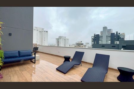 Studio à venda com 25m², 1 quarto e sem vaga Studio à venda com 25m², 1 quarto e sem vagaRoftop
