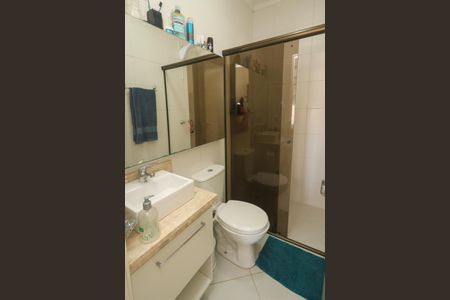 Casa à venda com 280m², 3 quartos e 3 vagasBanheiro da Suíte 2