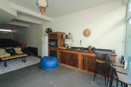 Casa à venda com 280m², 3 quartos e 3 vagasVaranda gourmet