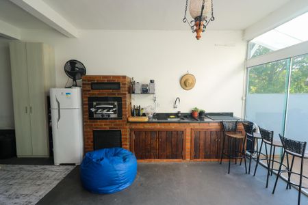 Casa à venda com 280m², 3 quartos e 3 vagasVaranda gourmet