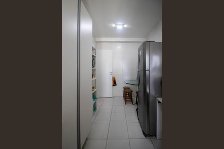 Apartamento à venda com 120m², 3 quartos e 2 vagas Apartamento à venda com 120m², 3 quartos e 2 vagasCozinha