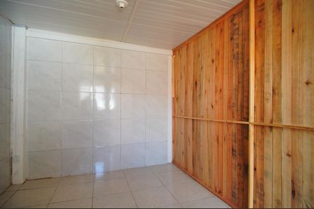 Quarto 2 de casa para alugar com 2 quartos, 70m² em Santos Dumont, São Leopoldo
